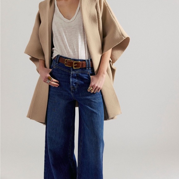 Free People Camel Hooded Wool-Blend Cape Cozy a Travelers Dream - Picture 3 of 5